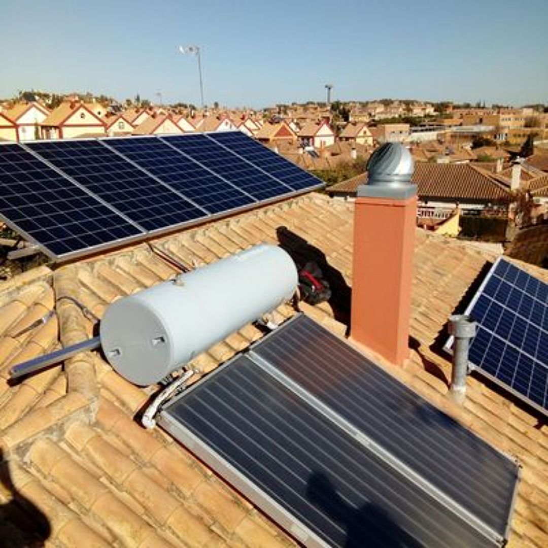 Termosifón solar para agua caliente sanitaria en Granada